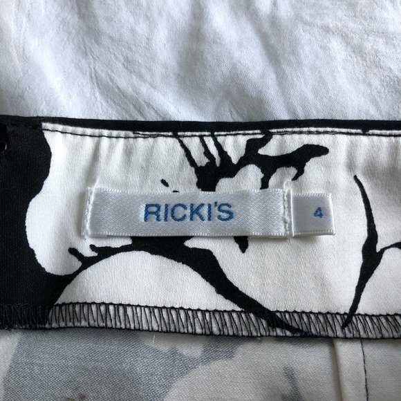 𝅺RICKI’S Floral Cotton Pencil Skirt - Picture 9 of 11